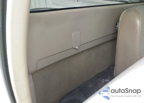 2005 Chevrolet Silverado 1500 из США, поврежденный, VIN 1GCEC14V75Z282858